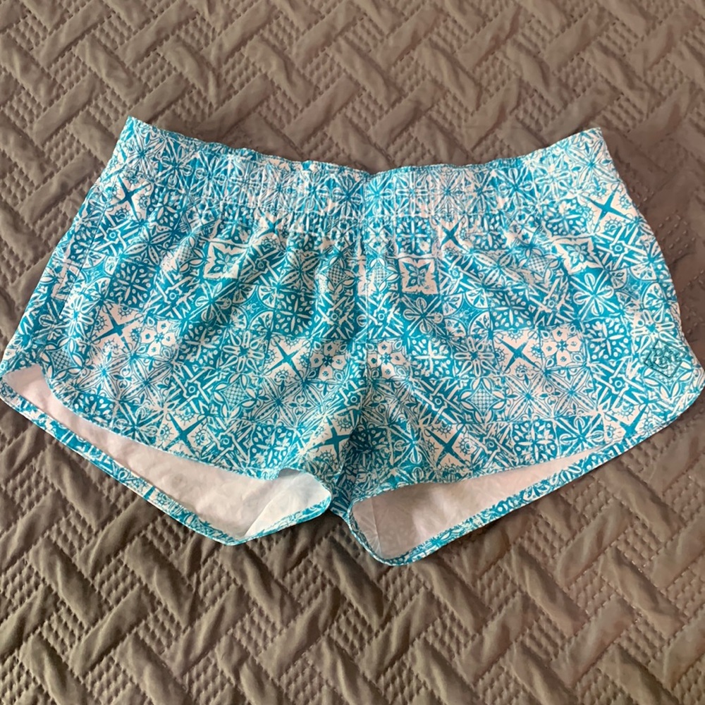 Women’s Dakine board shorts